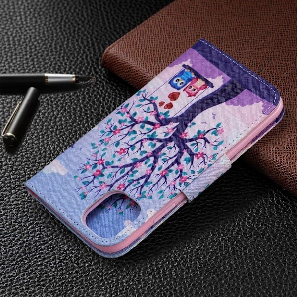 Wonderland iPhone 11 Veske - Uglepar og tre Multicolor
