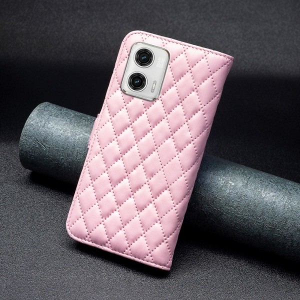 Rhombus pattern matte flip case for Motorola Moto G73 - Pink Pink