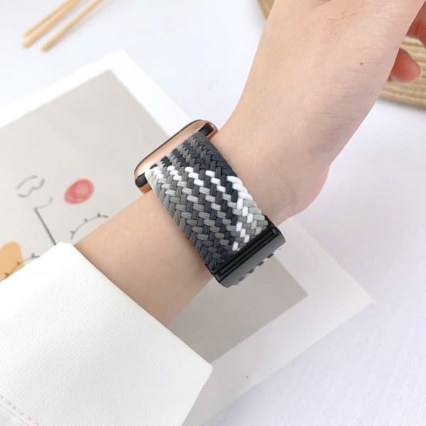 Apple Watch Series 41mm / 40mm / 38mm nailonhihnan vaihto - Gradientti Harmaa Silver grey