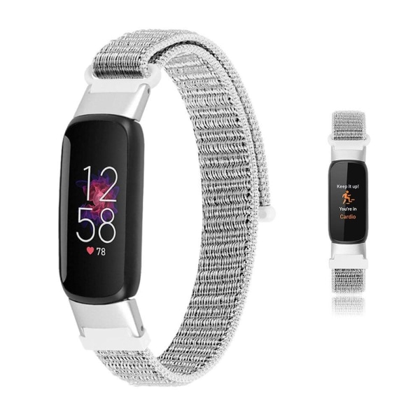 Fitbit Luxe nylonista kudottu kellonhihna - Simpukka Silver grey