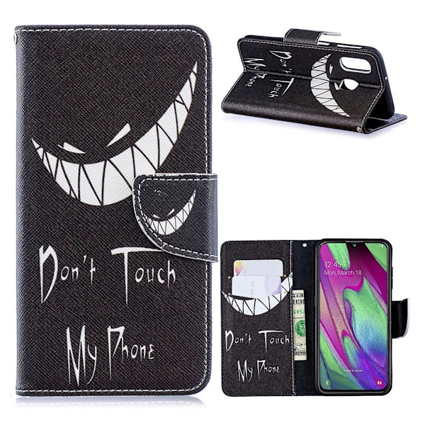 Wonderland Samsung Galaxy A40 etui - Do not Touch My Phone Black