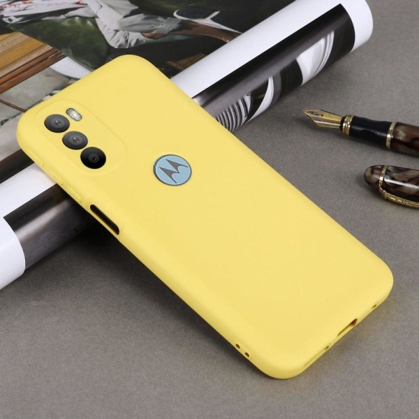 Matte Liquid Silikone Cover til Motorola Moto G41 / G31 - Gul Yellow