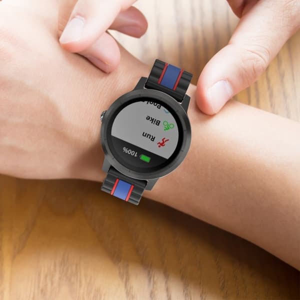 Wavy square silicone watch band for Garmin watch - Black / Red / Blue Svart