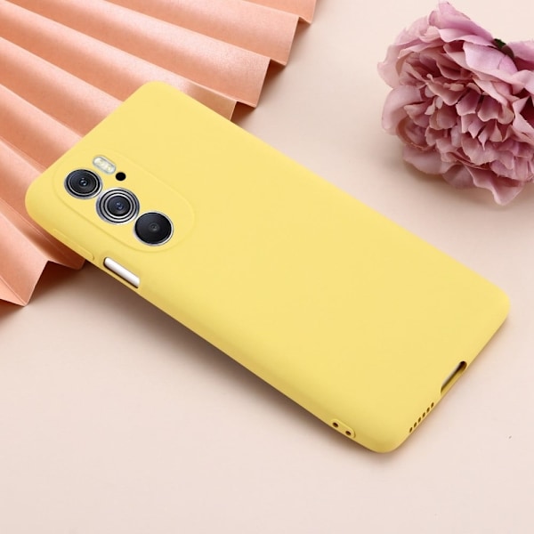Matte Liquid Silikone Cover til Motorola Edge X30 - Gul Yellow
