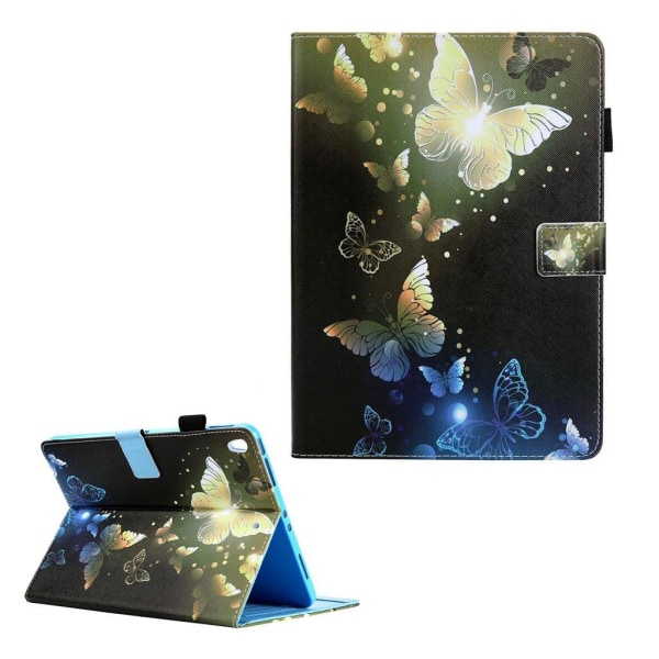 iPad Air (2019) mønster lædercover - guld og blå sommerfugle Multicolor