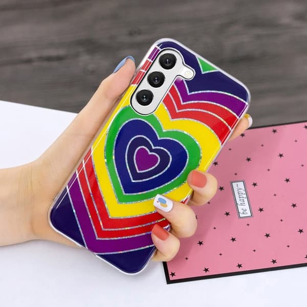 Deco Samsung Galaxy S23 Suojakotelo - Electroplated Heart Multicolor