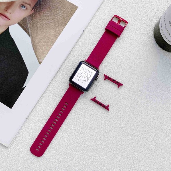 Apple Watch (45mm) textured silicone watch strap - Red Röd
