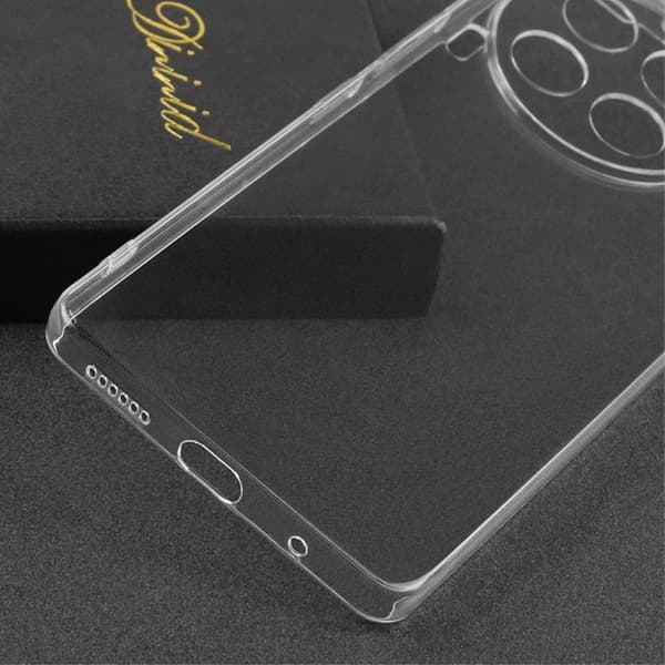 Erittäin ohut läpinäkyvä kotelo Tecno Camon 30 5G Transparent