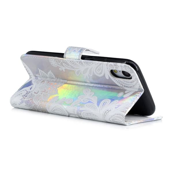 iPhone Xs Max laserskåret præget læder flip cover - Lace Flower White