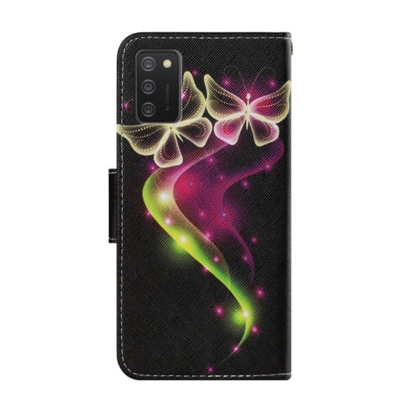 Wonderland Samsung Galaxy A02s Flip etui - Smuk sommerfugl Multicolor