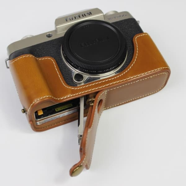 Fujifilm X-T200 halvfodral i slitstarkt läder - Brun Brun