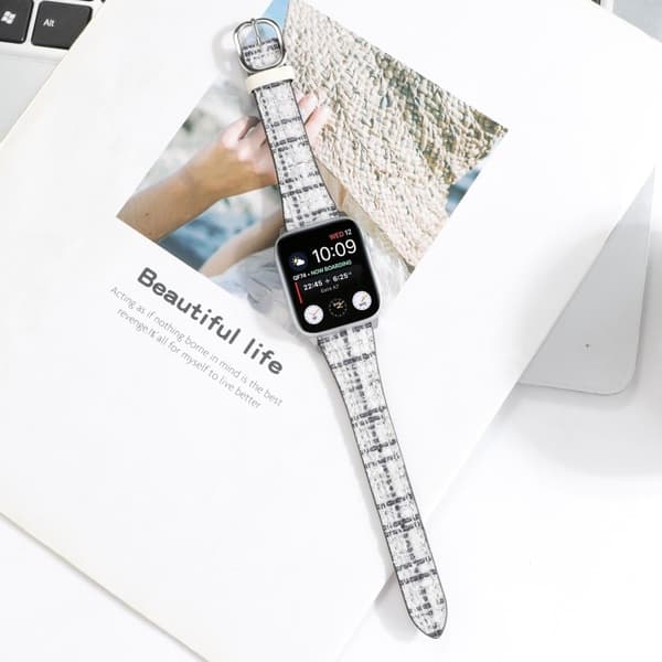 Apple Watch Series 8 (41mm) - Harmaa Silver grey