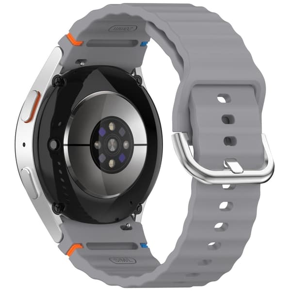 Silikonihihna Samsung Galaxy Watch7 / 6 / 5 Pro / 5 kellonauha Wave Design hopeisella metallisoljella - Harmaa Silver grey