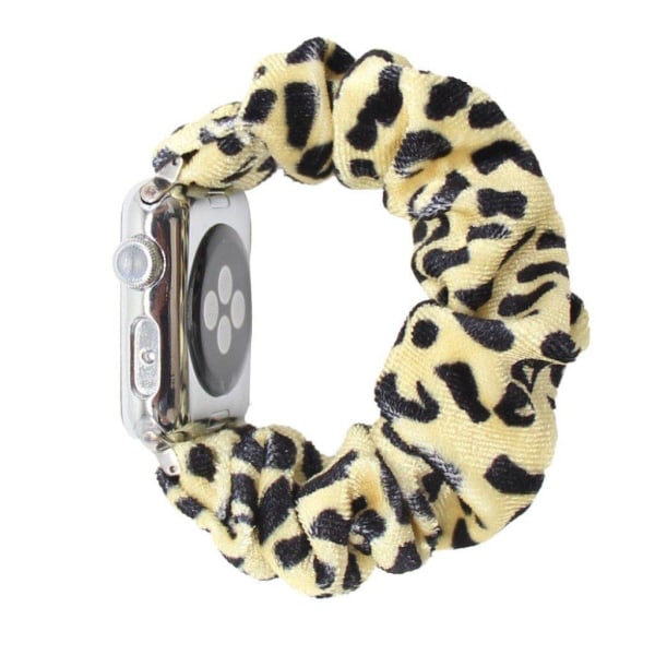 Apple Watch Series 6 / 5 44mm pulserende hårbåndsarmbånd - Leopardmønster Yellow