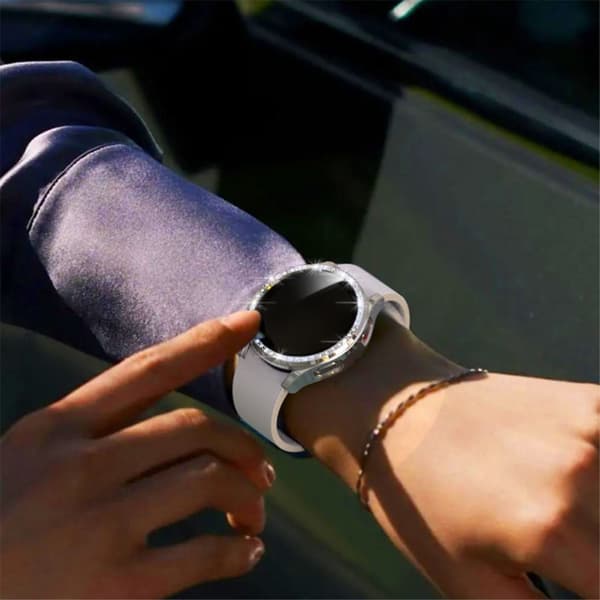 Samsung Galaxy Watch 4 (44mm) klockarmband med strassdekor och härdat glas - Silver Silvergrå
