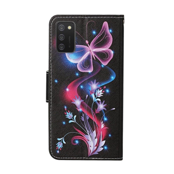 Wonderland Samsung Galaxy A02s Flip etui - Smuk sommerfugl Multicolor