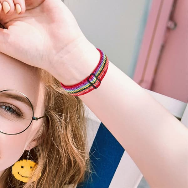 Fitbit Versa 2 / Versa Lite joustava kellonhihna säädettävällä soljella - Monivärinen Multicolor