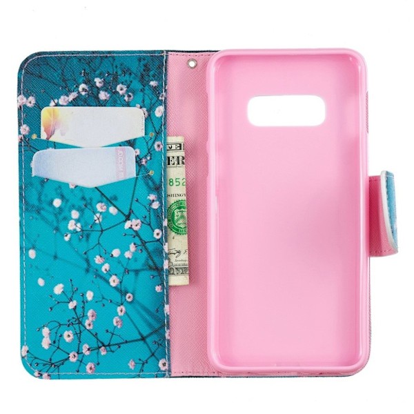 Samsung Galaxy S10e trykt mønster læder flip etui - Træ med Blomster Multicolor