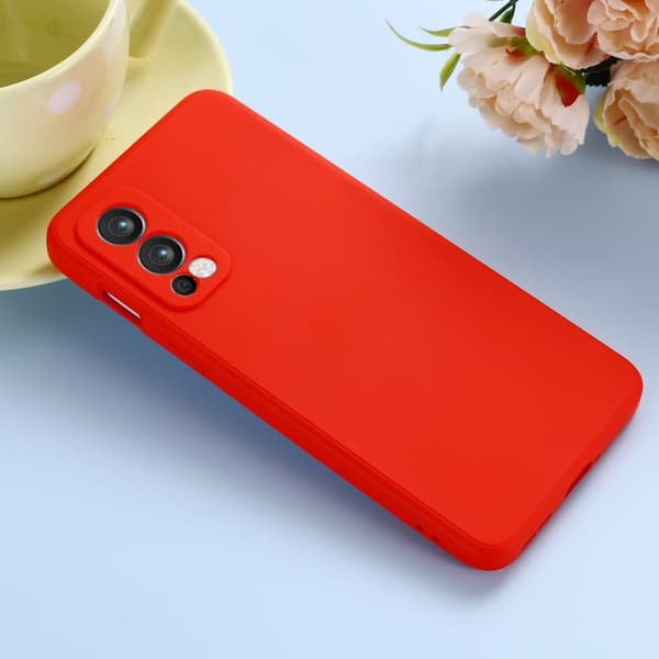 Matt flytende silikondeksel for OnePlus Nord 2 5G - Rød Red