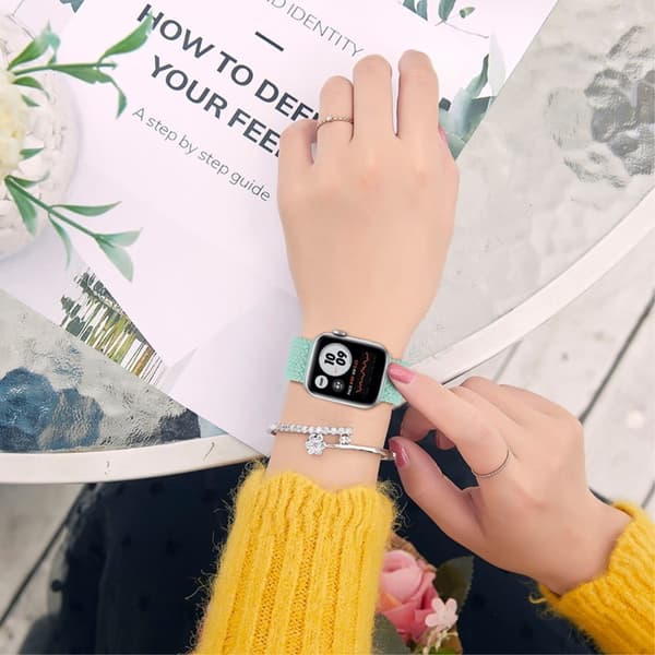 Apple Watch (45mm) joustava kellonhihna - Mintunvihreä / Koko: M Green