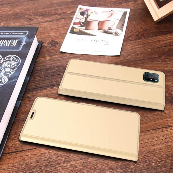 Smooth og Thin Premium Pu Læder Etui til OnePlus 8T - Guld Gold