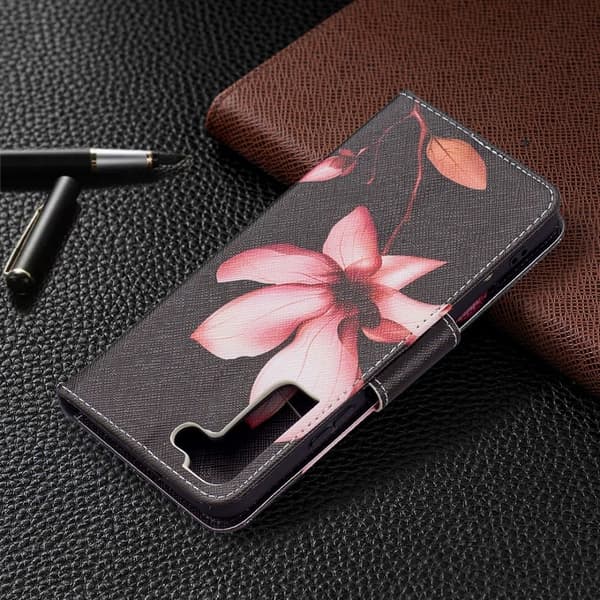 Wonderland Samsung Galaxy S22 Plus Flippetui - Lotus Multicolor