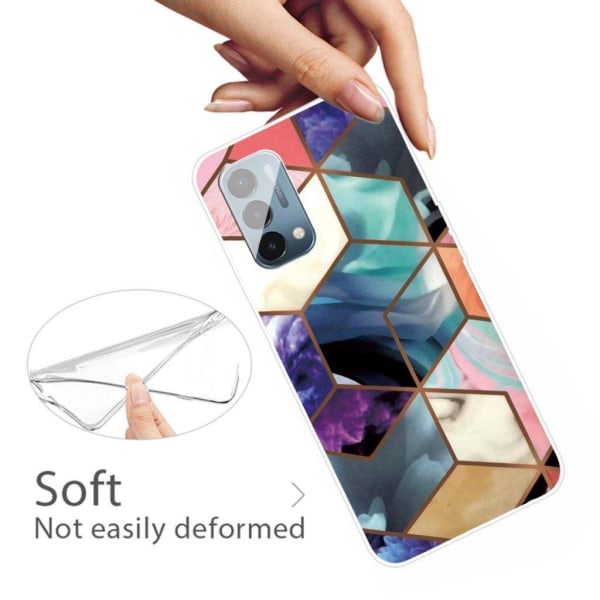 Marble OnePlus Nord N200 5G Suojakotelo - Värikäs Cube Tile Multicolor