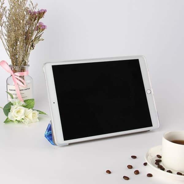 iPad 10.2 (2020) mönstrad läder flip fodral - Castle multifärg