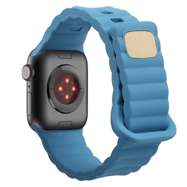 Apple Watch Series 8 (45mm) / Watch Ultra silikoneurrem med knap Blue