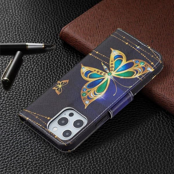 Wonderland iPhone 13 Pro Max flip etui - Sommerfugle Som Smykke Black