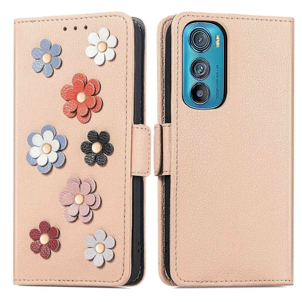Mjukt läder Motorola Edge 30 fodral med blomdekor - Brun Brun