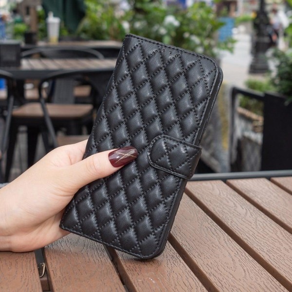 Rhombus pattern matte flip case for Motorola Moto E13 - Black Black
