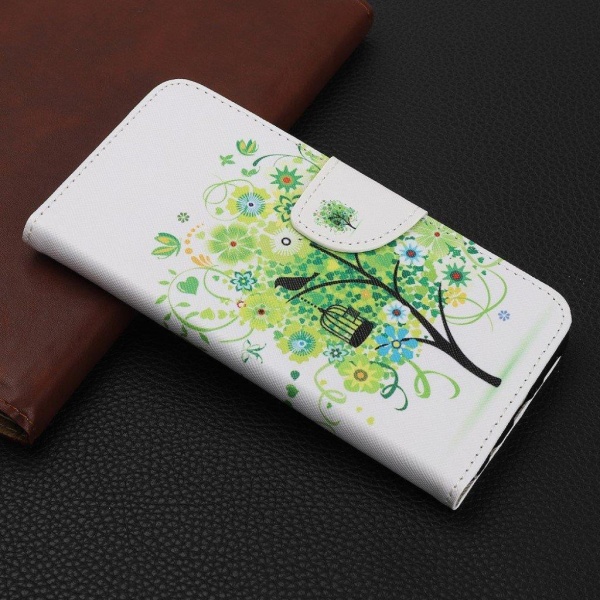 Wonderland iPhone 13 Pro flip etui - Grønt Træ Green