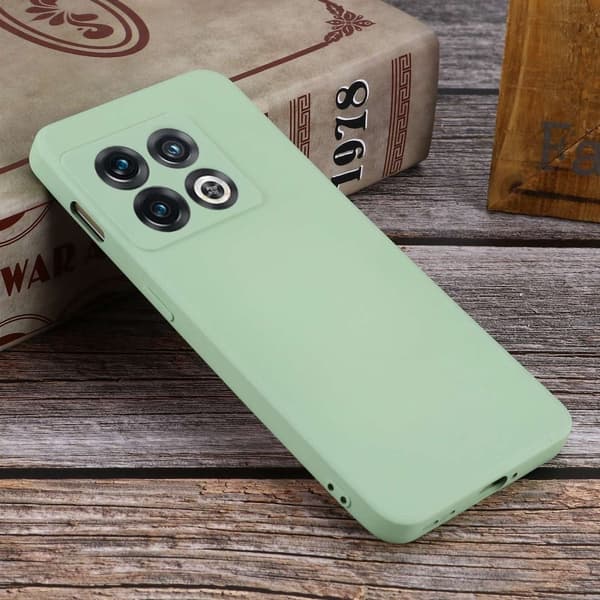 Matt OnePlus 10 Pro skal av flytande silikon - Grön Grön