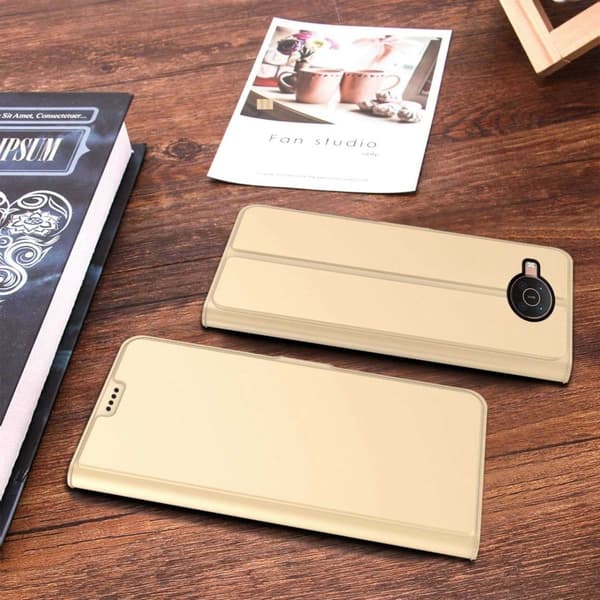 Glatt og tynt premium PU-skinnetui for Nokia X20 - Gull Gold