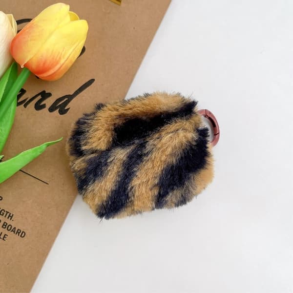 AirPods Pro leopard faux fur-etui med spænde - Sort / Brun Brown
