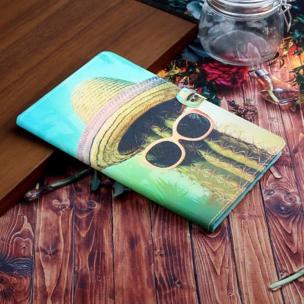 iPad 10.2 (2019) trendy mønstered læder flip etui - Kaktus og Hat Multicolor