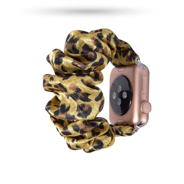 Apple Watch Series 5 40mm viileä kangaskuvioinen kellonauha - Leopardikuvio Multicolor