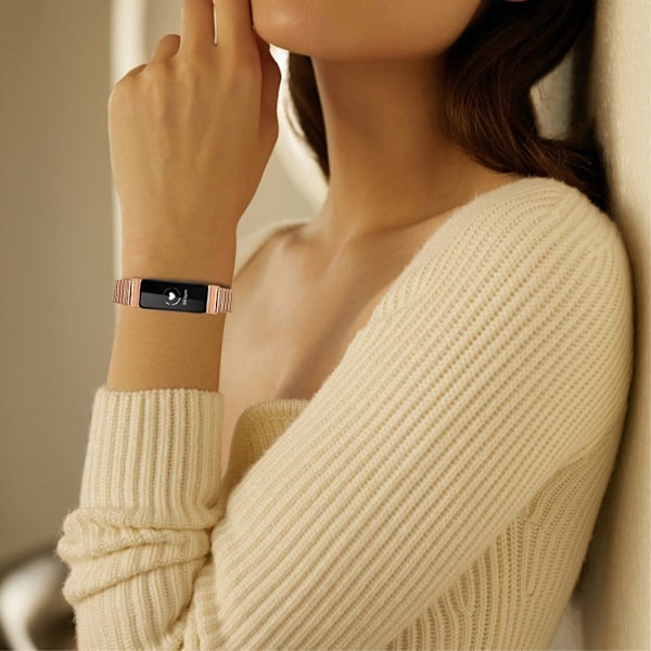 Tyylikäs ruostumattomasta teräksestä valmistettu kellonhihna Fitbit Inspire 2:lle - Ruusukulta Pink