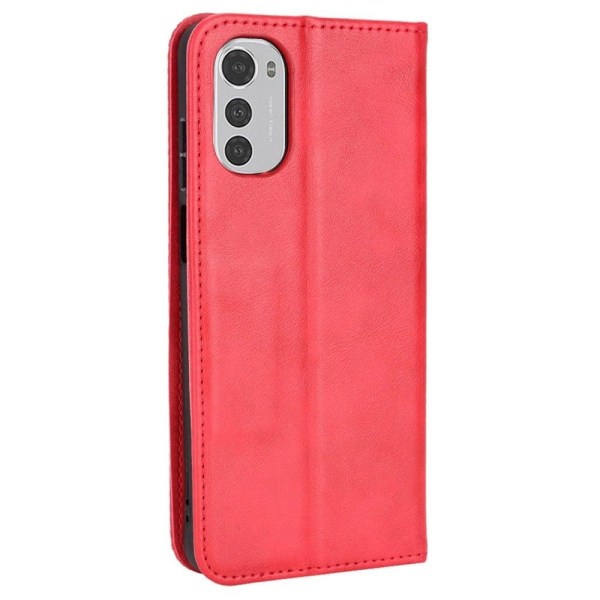 Bofink Vintage Motorola Moto E32s / E32 leather case - Red Red