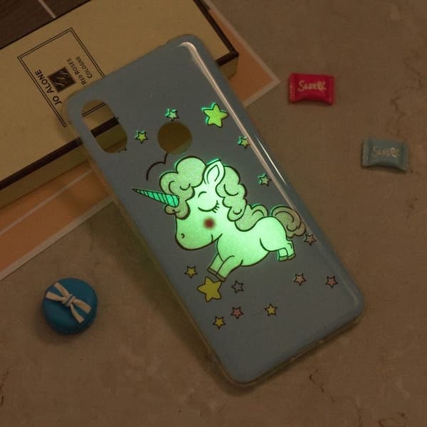 Xiaomi Redmi S2 mobilskal silikon självlysande - Blyg enhörning multifärg