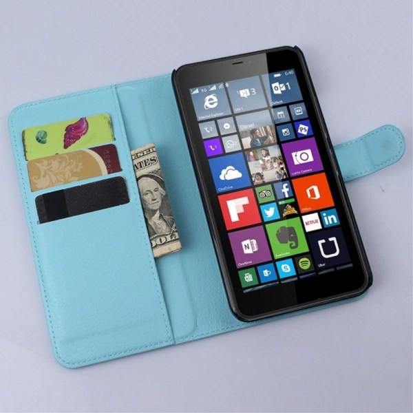 Moen Microsoft Lumia 640 XL Nahkakotelo Korttitaskuilla - Vaalea Blue