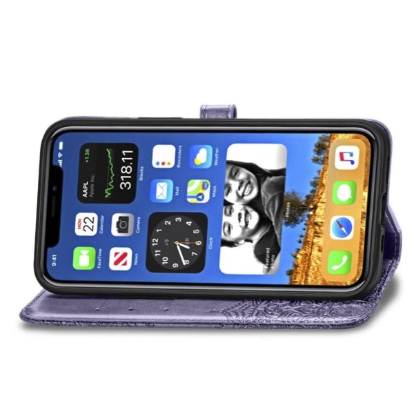 Mandala iPhone 12 Pro / iPhone 12 læderetui - Lilla Purple