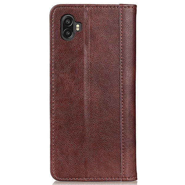 Äkta läder Samsung Galaxy Xcover 6 Pro fodral med magnetisk stängning Brun