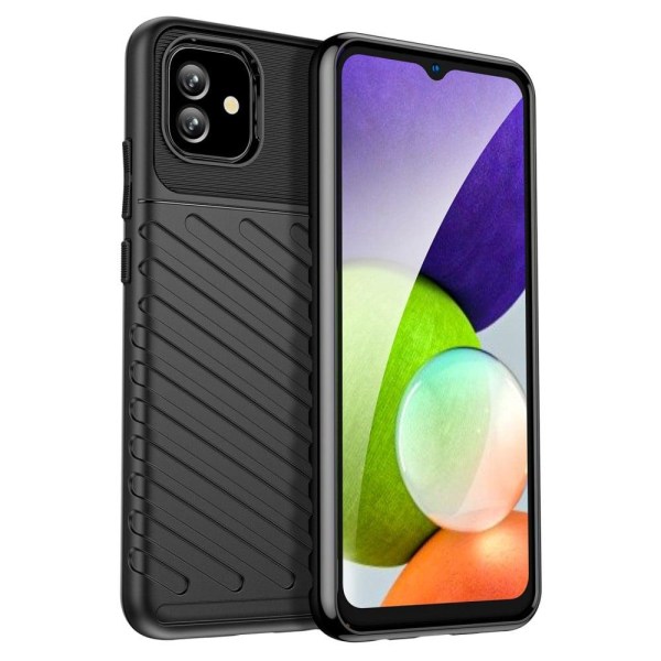 Thunder Samsung Galaxy A04e Suojakotelo - Musta Black