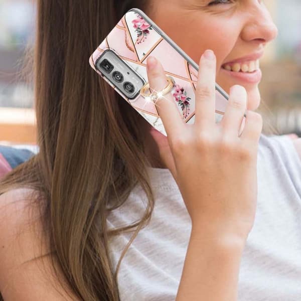 Marble Mønstret Cover med Ring Holder til Motorola Edge 20 Pro - Lyserøde Blomster Pink