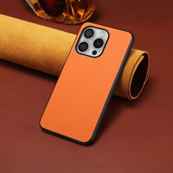 Mat og elegant tekstureret iPhone 16 Pro cover - Orange Orange