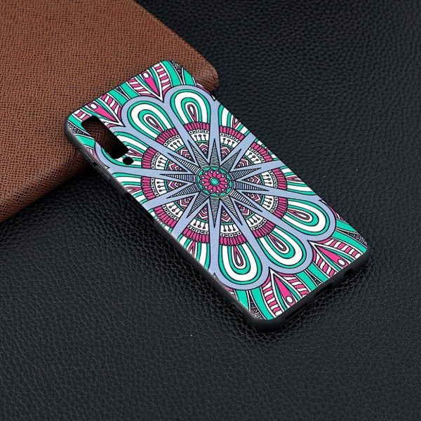Samsung Galaxy A7 (2018) ultratunt mönstrat fodral - Symmetrisk multifärg