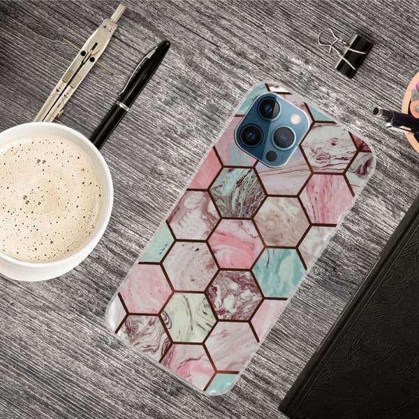 Marmormotiv iPhone 14 Pro skal - Mönster Av Bikakemarmor multifärg