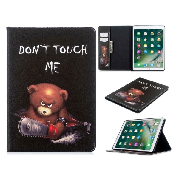 iPad 10.2 (2019) Stilfuldt mønster læder flip etui - Bjørn Multicolor